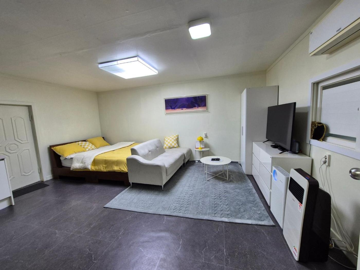 Dongjak Cozy House * Seoul
